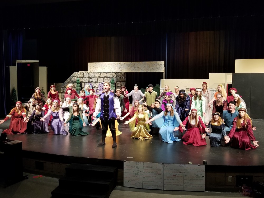 Fall Musical Seniors 2020 Melrose Area Public Schools